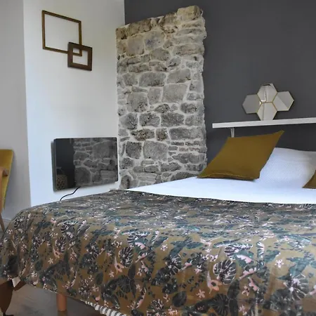 בית נופש A En Quercy Caussadais